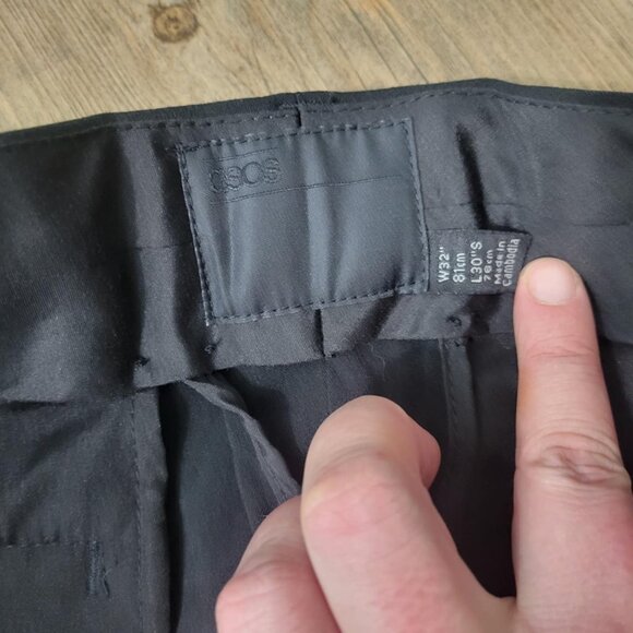 Men's 32 waist slim leg ASOS dress pants - brand new tags on - Picture 3 of 3